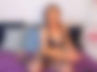 Live cam show with NatasaWilder - Butt Plug on Camsoda