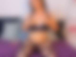 Live cam show with NatasaWilder - Sexwebcam Mature on Camsoda