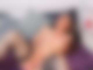 Live cam show with NatasaWilder - Bedroom Mature on https://playwithruby.com