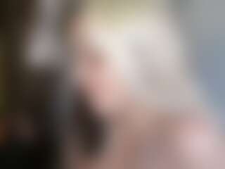 Live cam show with GoddessFoxxiSilk - Tights on Camsoda.co