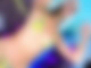 Live cam show with Sexy-Engel - Facial Piercings on Free Soda