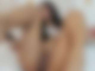 Live cam show with dalila30x - Fingers on boobsie.com