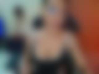 Live cam show with Laurens Sophia - Smoking on Soda Cam