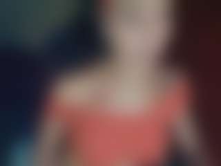 Live cam show with Laurens Sophia - Nipple Piercings on CamwithHer
