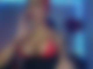 Live cam show with Laurens Sophia - Tease on TottyGirls