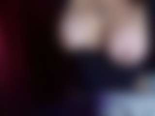 anymour's Live Sex Cam Show