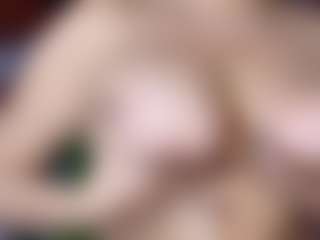 anymour's Live Sex Cam Show