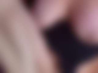 Live cam show with anymour - Lush MILF on LiveSexCams6