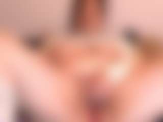 curvymilfshake's Live Sex Cam Show
