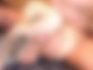Live cam show with curvymilfshake - MILF on Uber Horny