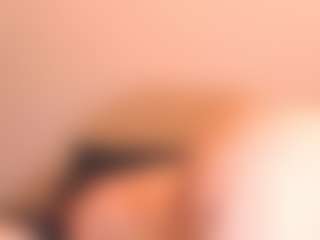 curvymilfshake MILF webcam performer live streaming