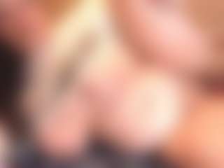 Live cam show with curvymilfshake - Thick on sexylivex.com