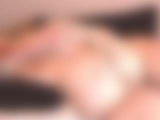 Live cam show with curvymilfshake - 420 on Milfs Live