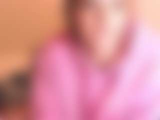 Live cam show with curvymilfshake - 420 on madthumbs