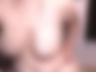 Live cam show with curvymilfshake - 420 on crypto-cams