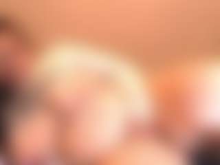Live cam show with curvymilfshake - Ass Clapping on milfzrlive.com