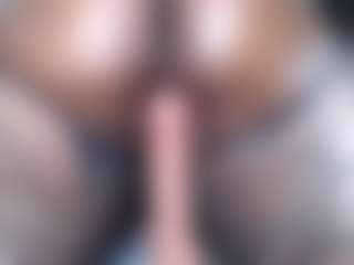 Live cam show with qwiri - Dirty Talk on Camsoda