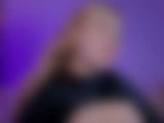 Live cam show with Genne - Blue Eyes on SquirtSoMuch