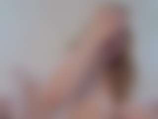 Genne's Live Sex Cam Show