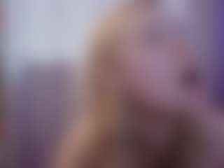 Genne's Live Sex Cam Show