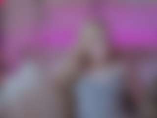 Live cam show with Genne - Dirty Talk on Milf Play
