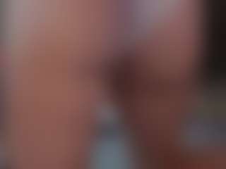 Live cam show with Genne - White on slutload