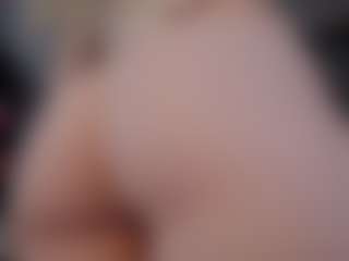 Genne's Live Sex Cam Show