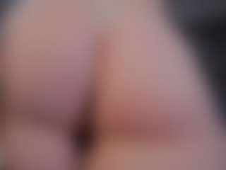 Genne's Live Sex Cam Show