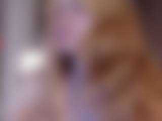Live cam show with Genne - Blonde Hair Small Tits on Hubzter Live