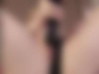 Genne's Live Sex Cam Show