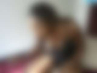 sluttypetite's Live Sex Cam Show