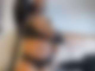 Live cam show with Monroe Macc - Ebony on Camsoda