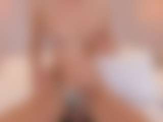 Live cam show with AnahinClar - Oil on CamwithHer