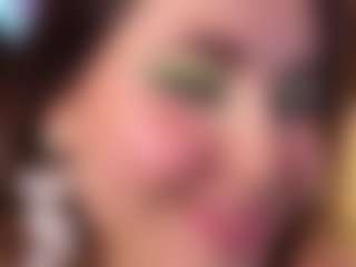 Live cam show with JinxVe - Bedroom MILF on milfzrlive.com