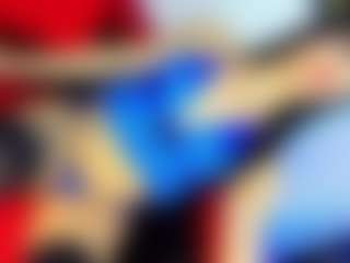 GiaFerrara's Live Sex Cam Show