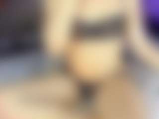 GiaFerrara's Live Sex Cam Show