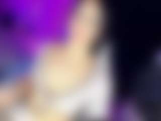 GiaFerrara's Live Sex Cam Show