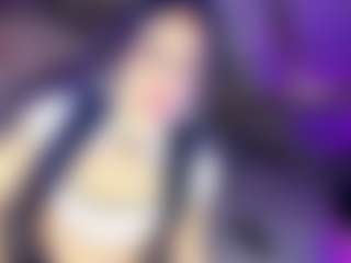 GiaFerrara's Live Sex Cam Show