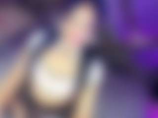 GiaFerrara's Live Sex Cam Show