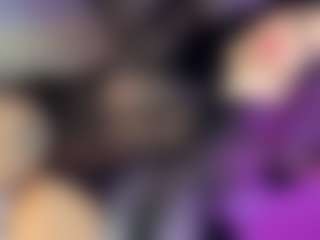 GiaFerrara's Live Sex Cam Show