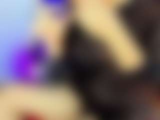 GiaFerrara's Live Sex Cam Show