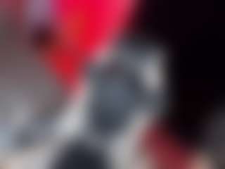 GiaFerrara's Live Sex Cam Show