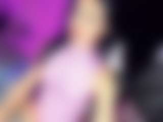 GiaFerrara's Live Sex Cam Show