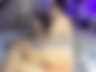 GiaFerrara's Live Sex Cam Show