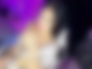 GiaFerrara's Live Sex Cam Show