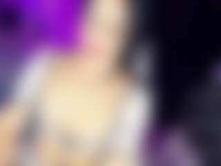 GiaFerrara's Live Sex Cam Show