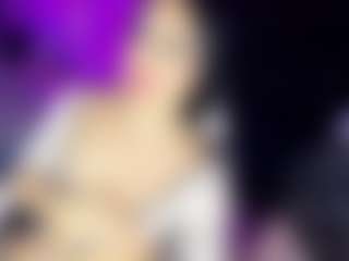 GiaFerrara's Live Sex Cam Show