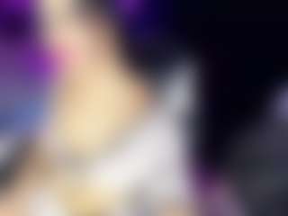 GiaFerrara's Live Sex Cam Show