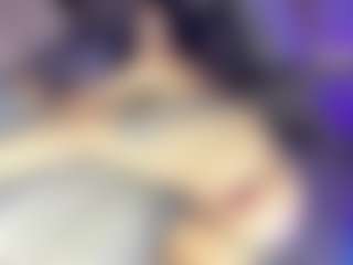 Live cam show with GiaFerrara - Facial Piercings on TottyGirls