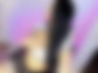 GiaFerrara's Live Sex Cam Show